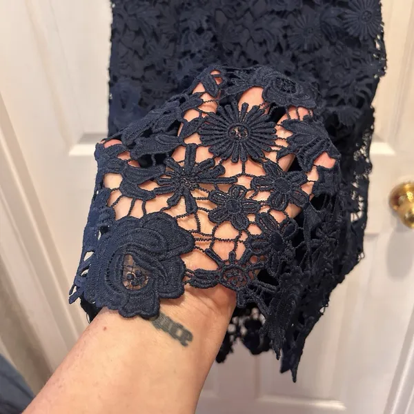 NWT Lulus Full Circle Navy Blue Lace Backless Mini Dress Size M HoCo Prom Formal - Image 4