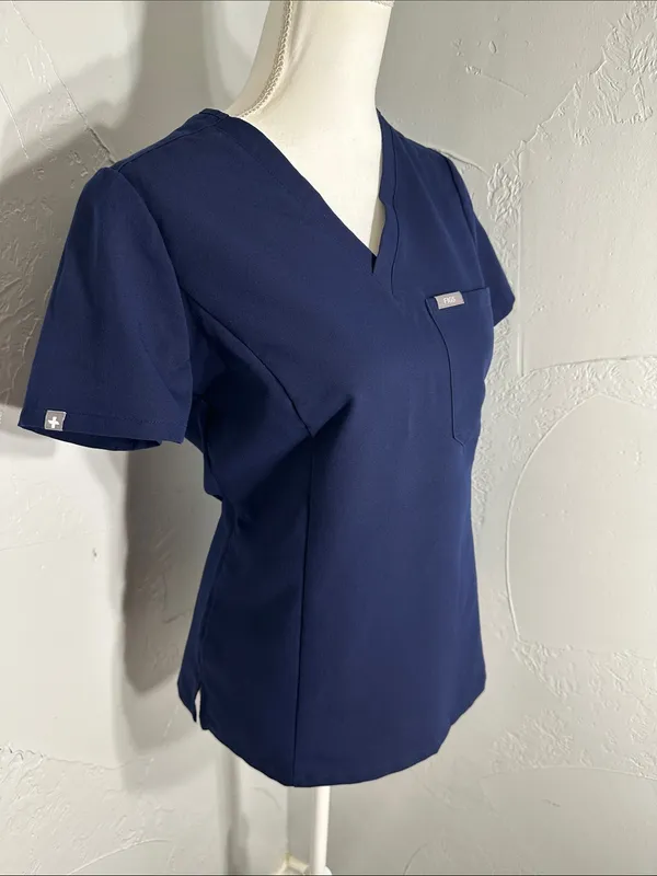 Figs Women’s Navy V-Neck Medical Top - Image 5