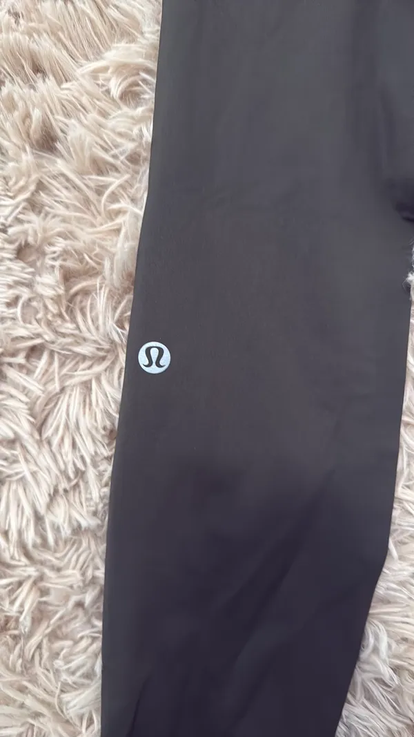 25” Dark Green Lululemon Leggings - Image 4