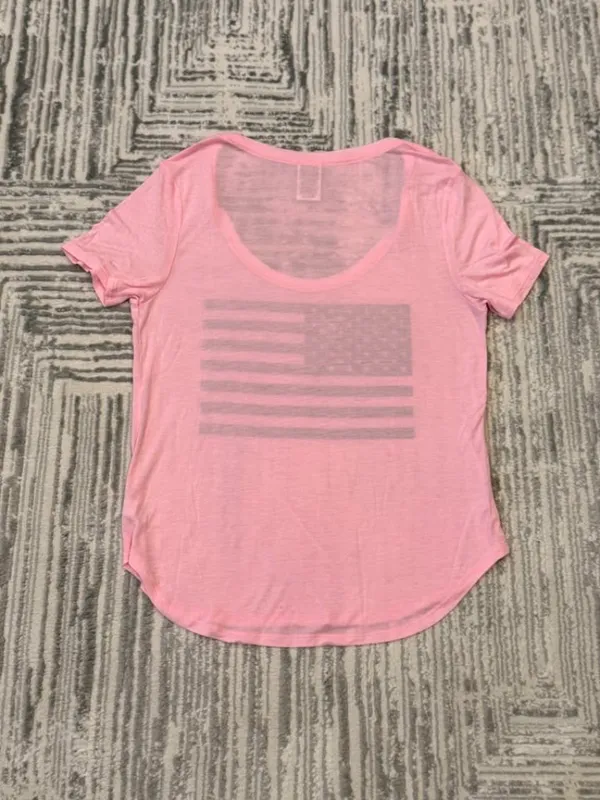 NEW Pink by Victoria's Secret women's medium pink/black USA t-shirt - Image 4