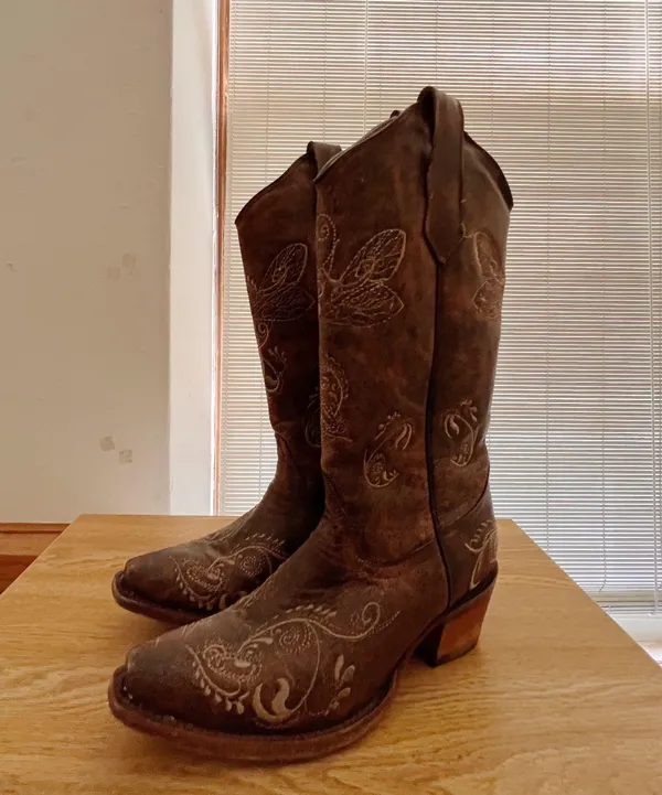 Circle G Cowgirl / Cowboy Boots - Image 2