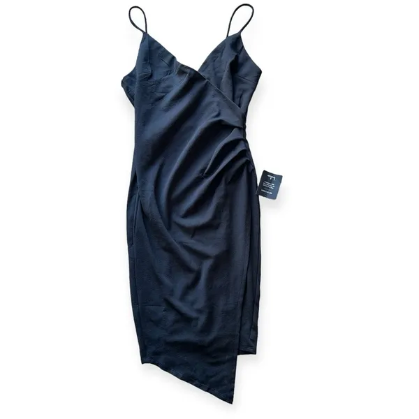 Lulu’s Black Midi bodycon dress, NWT size M - Image 2