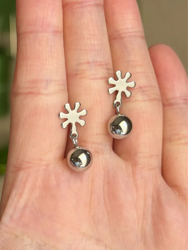 Handmade fully stainless steel flower & ball dangle earrings🌼 - Image 5