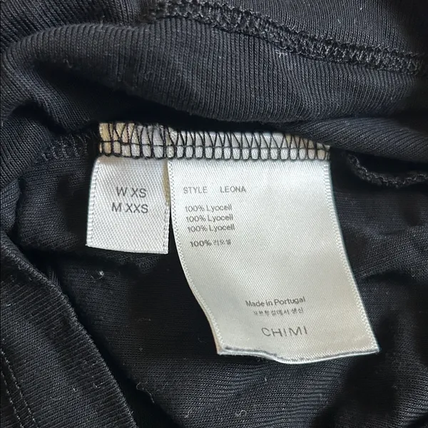 Elegant Black Tank Top Size XS - Image 3
