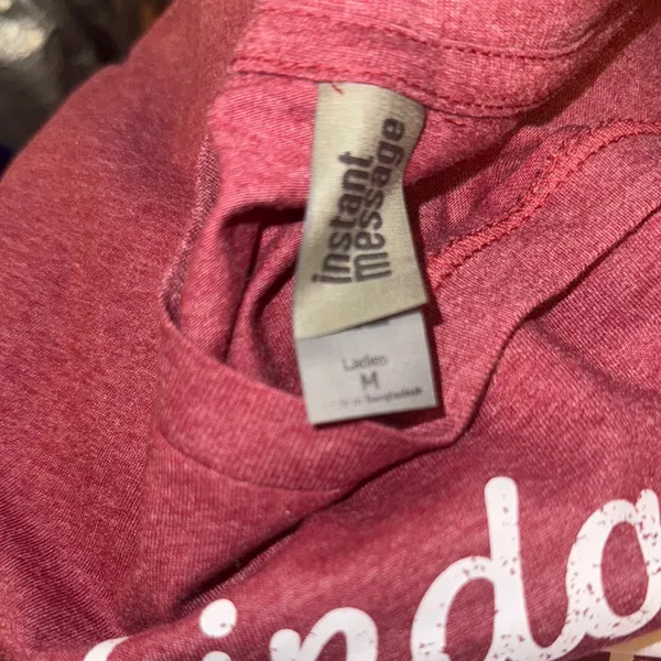 Women's Maroon‎ Graphic Tee Red Size M - Image 7