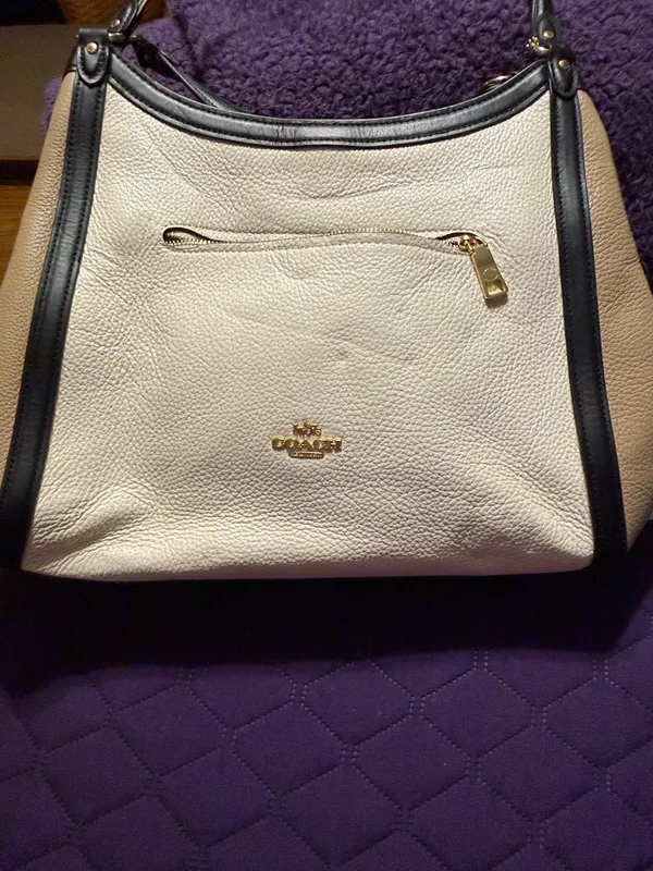Coach Shoulder Bag Leather - Image 7