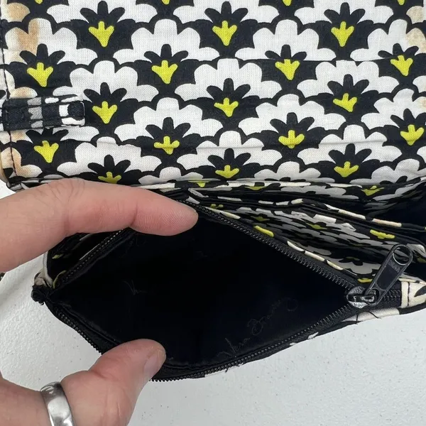 Vera Bradley Fanfare Your Turn Lock Smartphone Wristlet Wallet Quilted 13945-156 - Image 13