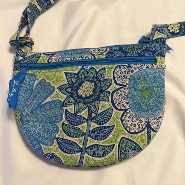 Vera Bradley Crossbody Bag Blue Green Floral Paisley Quilted‎ Cotton Handbag - Image 5