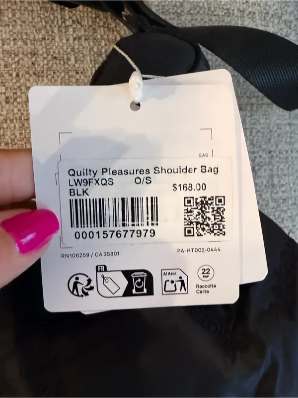 Lululemon Quilty Pleasures Shoulder Bag 14L black Sold out online NWT - Image 10