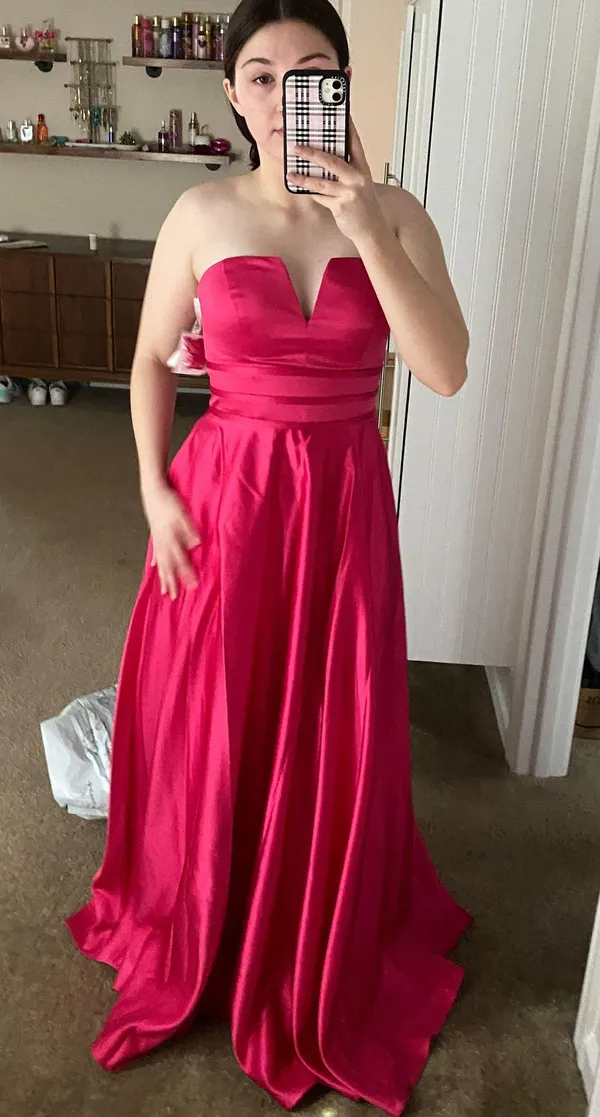 Hot Pink David’s Bridal Prom Dress - Image 2