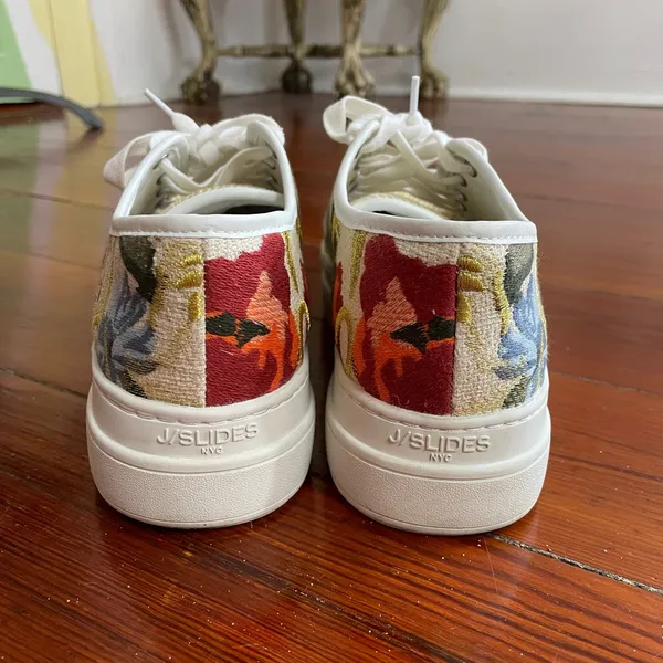 J Slides Noir Floral Embroidered Platform Sneaker‎ Artsy Women's Sz 9 🧡🎀 - Image 6
