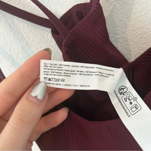 Lululemon Like a Cloud Ribbed Longline Bra - Image 4