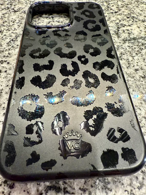 Velvet Caviar iPhone 15 Pro Max Black Leopard Print Case - Image 4
