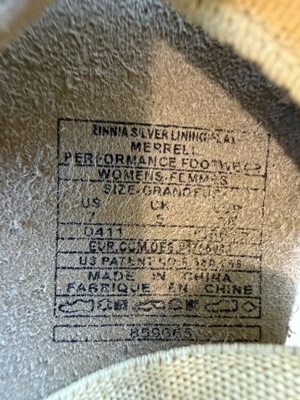 Merrell Women's Tan and Yellow Striped Slip-On Sandals - Image 10
