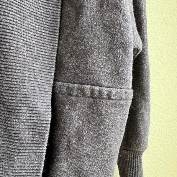 ✨$5/$25 Aritzia Wilfred Diderot Cocoon Cardigan Purple Open Front Size XS - Image 4