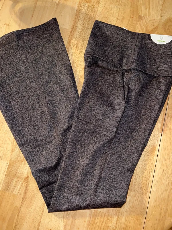 Aerie MEDIUM SHORT OFFLINE Hugger High Waisted Foldover Flare Legging - Image 10