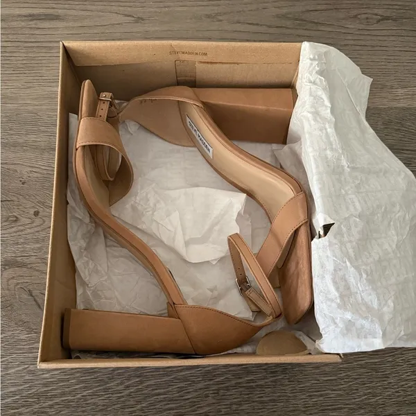 Steve Madden Tiaa Ankle Strap Block Heel Sandals - Size 10 - Camel Nubuck - NWB - Image 13