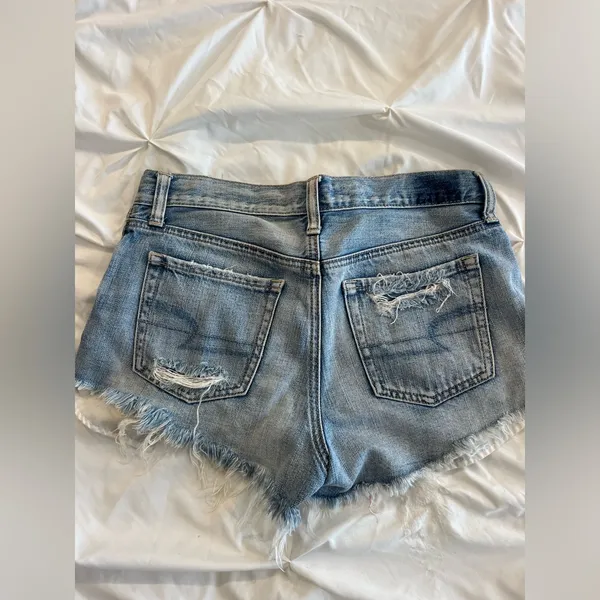American Eagle Outfitters Blue Distressed Jean Shorts - Image 3
