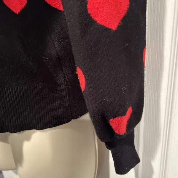 Marled Women's Black & Red Heart Crew Neck Sweater XS Pullover Heart Print - Image 5