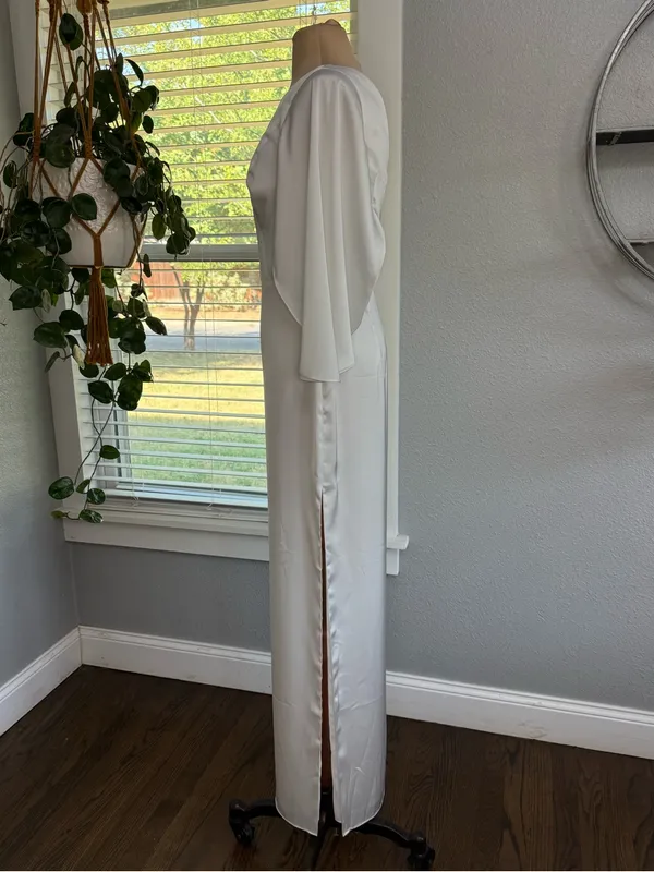 NWT Birdy Grey Christine One Sleeve Matte Satin White Gown Size Small - Image 5