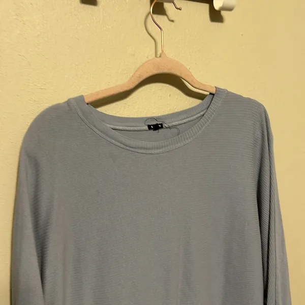 Monrow Ribbed Asymmetric Dolman Sweater‎ Size XS - Image 6