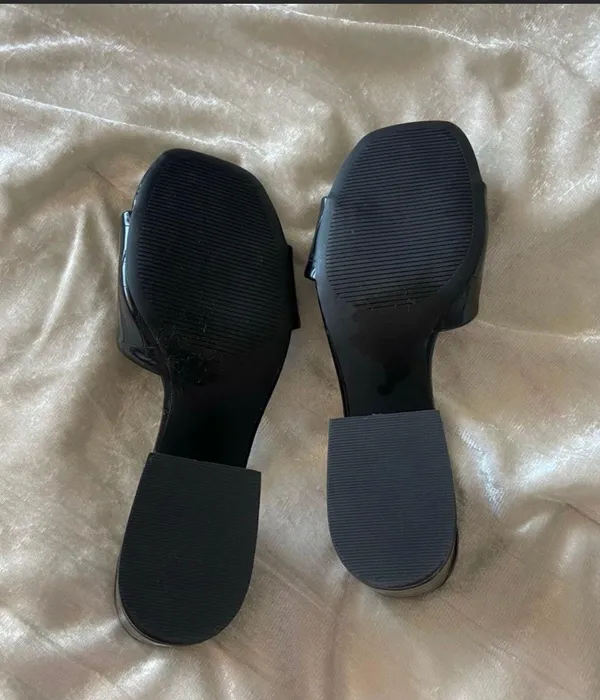 Qupid Black Heels - Image 2