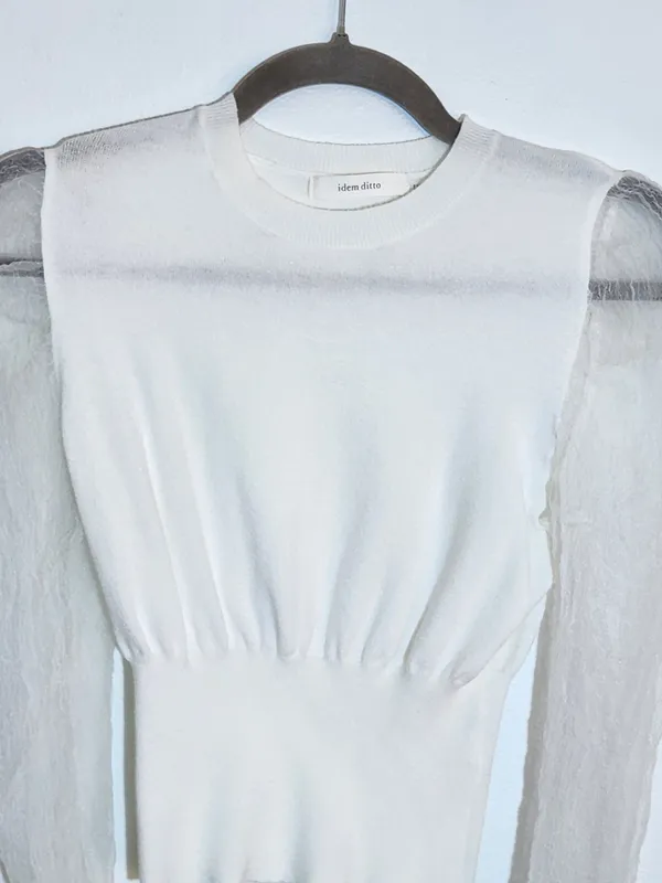 Idem Ditto White Cropped Sweater with Sheer Sleeves Size Medium Flaw - Image 2