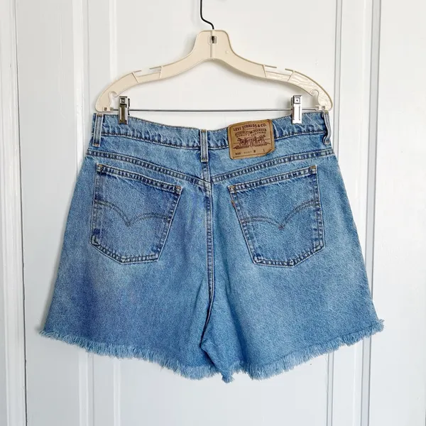 Levi’s • vintage 920 jean shorts orange tab high waisted 90s mom frayed cutoffs - Image 6