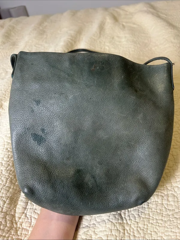 BAGGU Green Leather Crossbody Sling - Image 3