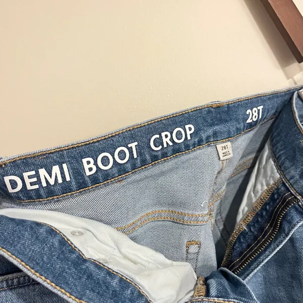 J. Crew Jeans Demi Boot‎ Crop Distressed Medium Wash Stretch 28T 28 Tall - Image 6