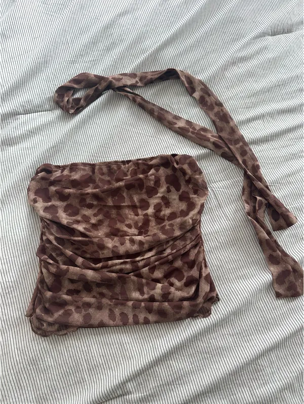 Amazon Cheetah Top with Scarf - Image 2