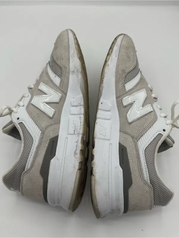 New Balance 997H Neutral Gray and White Sneakers Womens Size‎ 10 trendy chic - Image 3