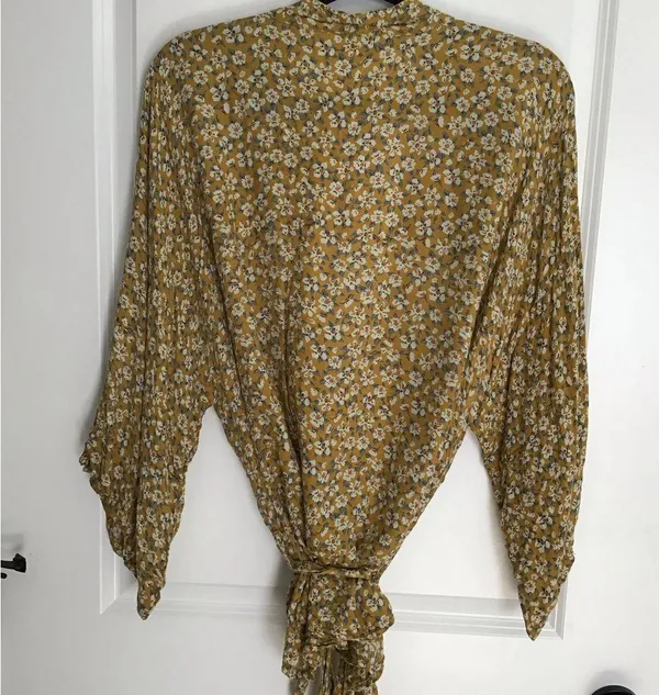 JENS PIRATE BOOTY $132 Crowne Yellow Floral Kimono Jacket Top Size P Small - Image 3