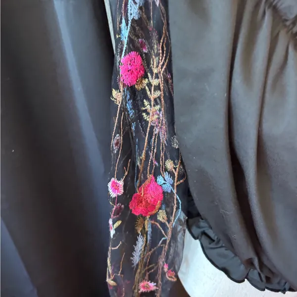 Chic Black Floral‎ Women's Blouse Size XL - Image 10