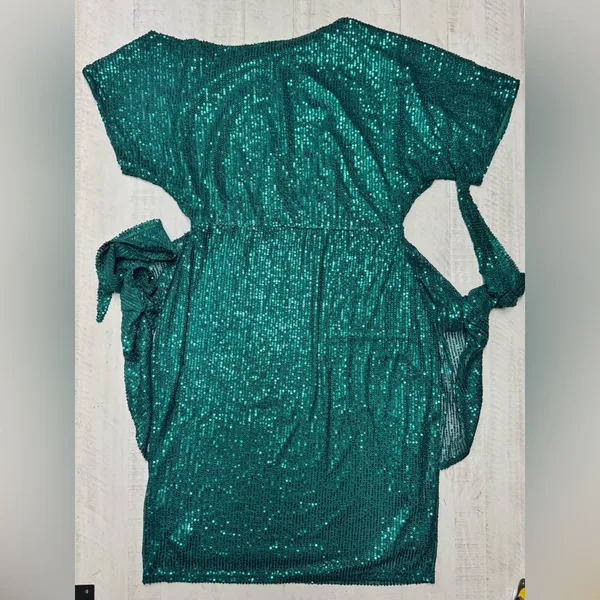 Women's Party Dress Sequined Pleated Short Sleeve Asymmetric Shoulder - Image 6