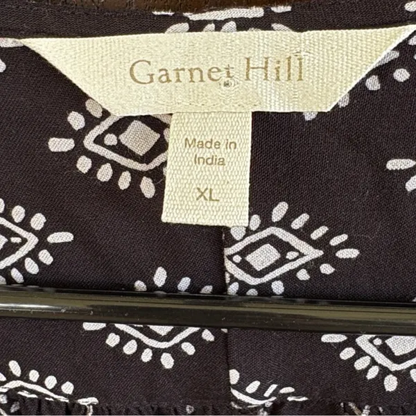 EUC Garnet Hill Shorts Romper Black White Size XL - Image 4
