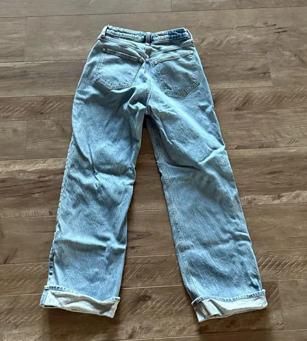 Abercrombie Jeans - Image 3