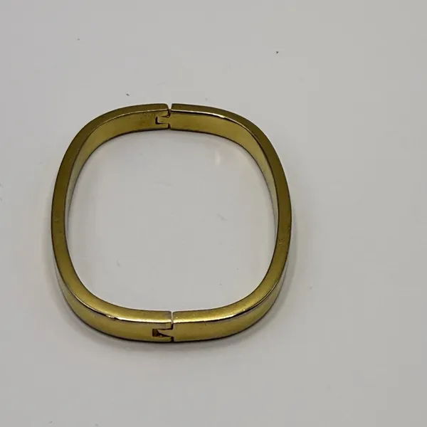 Monet Hinged Bangle Bracelet Slim Stackable Gold Tone Estate‎ - Image 4