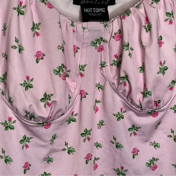 Hot Topic Sweet Society Pink Roses Top Size L Tank Top Cropped - Image 5