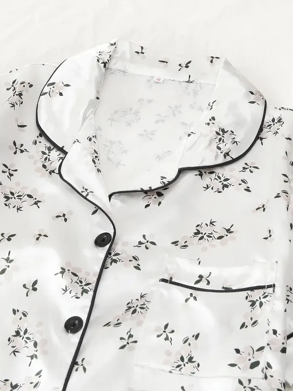 Boutique New White Flower Print Satin Pajama Set. Size Small - Image 3