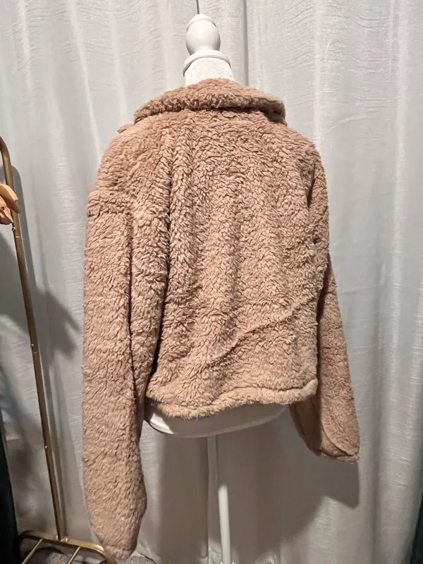 Tan fleece jacket - Image 2