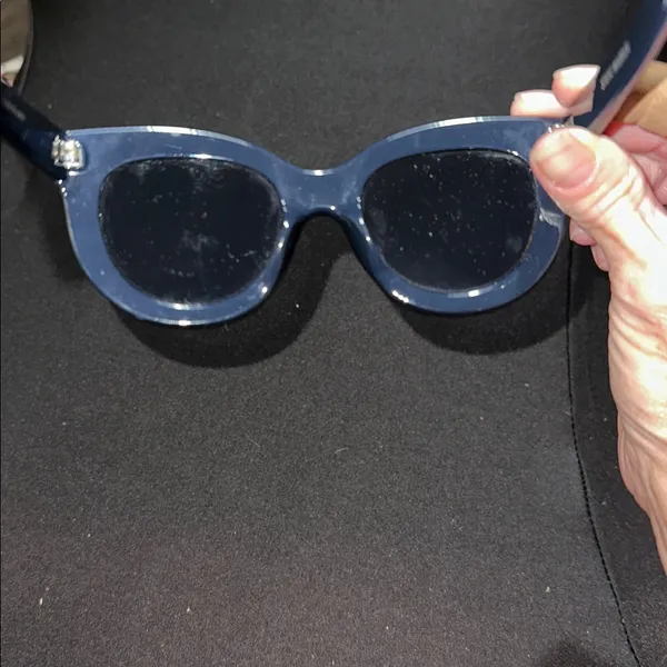 Steve Madden Women’s Blue Sunglasses - Image 3