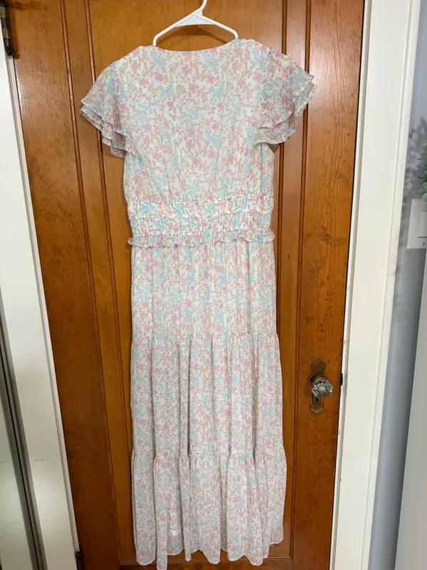 Flowy spring Altar'd State maxi dress  - Image 4