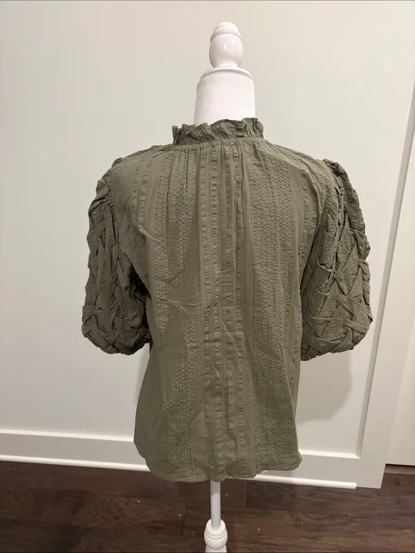 New With Tags THML Puff Sleeve Olive Top Sz S - Image 4