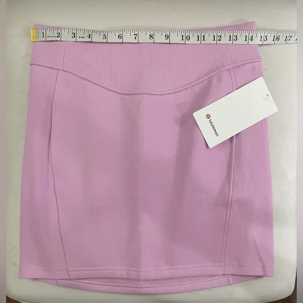 Lululemon NWT Scuba High Rise Mini Skirt Vitapink Size M - Image 11