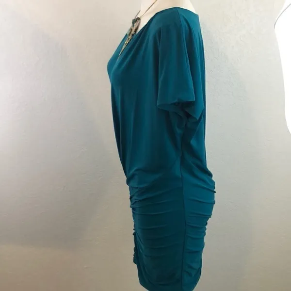 Gianni Bini emerald green mini dress - Image 4