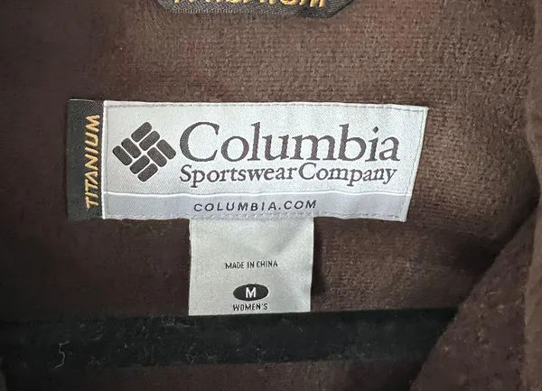 Columbia Women blue  jacket - Image 7