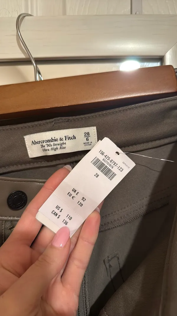 Abercrombie Leather Pants Size 28 - Image 4