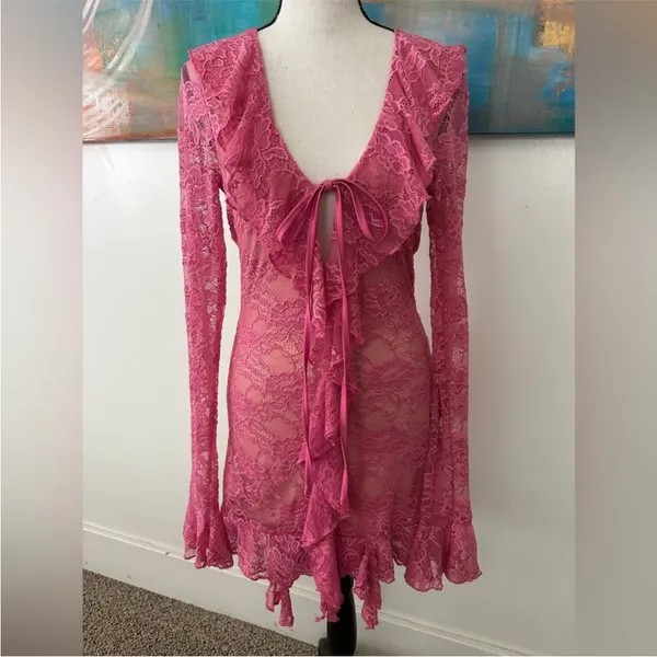 $89 NWOT Edikted Josephine Ruffle Lace Mini Dress XS - Image 5