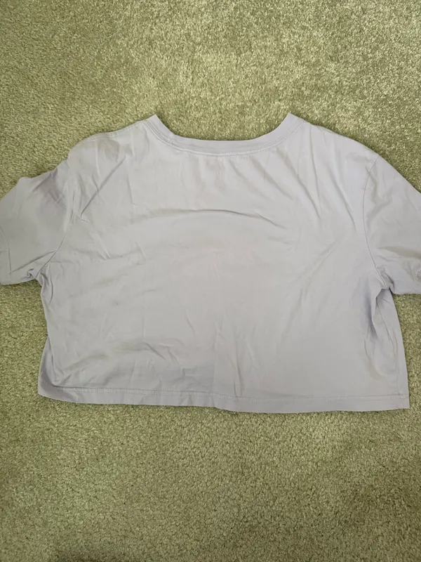 Purple Nike crop top, slightly tie-dyed - Image 2